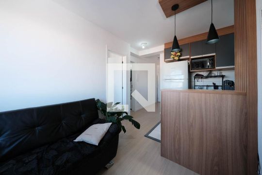 Sala/Cozinha de apartamento para alugar com 2 quartos, 37m² em Cidade Antônio Estêvão de Carvalho, São Paulo