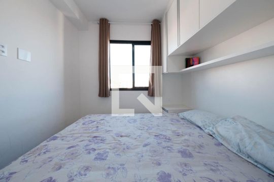 Quarto 2 de apartamento para alugar com 2 quartos, 37m² em Cidade Antônio Estêvão de Carvalho, São Paulo