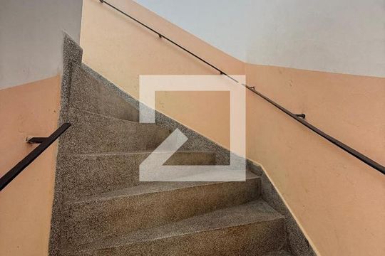 Area Comum - Escada de apartamento à venda com 2 quartos, 87m² em Jardim Bom Clima, Guarulhos