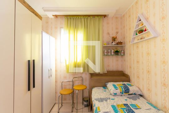 Quarto 1 de apartamento para alugar com 2 quartos, 34m² em Vila Antonieta, São Paulo