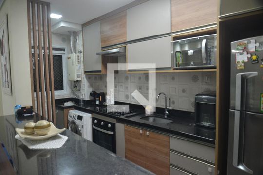 Cozinha de apartamento à venda com 2 quartos, 75m² em Vila Apiai, Santo André