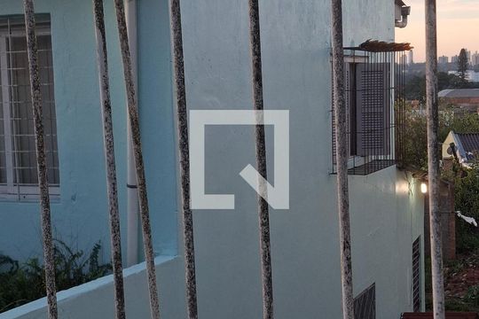 Fachada de casa à venda com 2 quartos, 95m² em Partenon, Porto Alegre