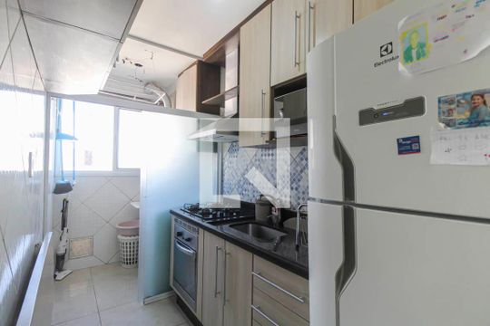 Cozinha de apartamento para alugar com 2 quartos, 45m² em Vila Mendes, São Paulo