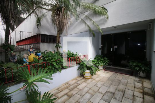 Acesso de apartamento à venda com 3 quartos, 81m² em Penha Circular, Rio de Janeiro