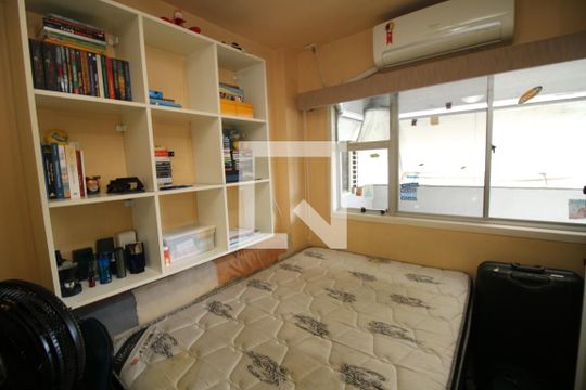 Quarto 1 de apartamento à venda com 3 quartos, 81m² em Penha Circular, Rio de Janeiro