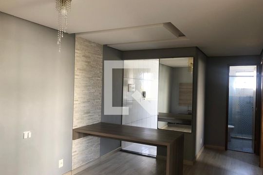 Sala de apartamento para alugar com 2 quartos, 45m² em Jardim Isis, Cotia