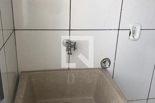 Área de Serviço de apartamento para alugar com 2 quartos, 45m² em Jardim Isis, Cotia