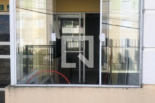 Área comum de apartamento para alugar com 2 quartos, 45m² em Jardim Isis, Cotia