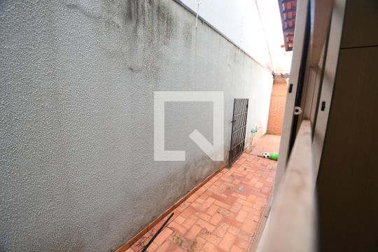 Quarto 2 - Vista de casa à venda com 4 quartos, 234m² em Parque das Universidades, Campinas
