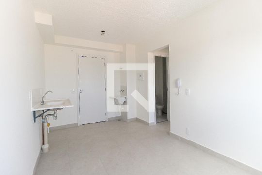 Sala de apartamento para alugar com 2 quartos, 33m² em Fazenda Aricanduva, São Paulo