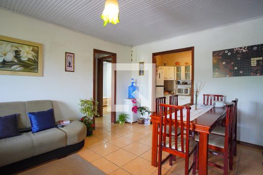 Sala de casa à venda com 4 quartos, 190m² em Jardim Carvalho, Porto Alegre