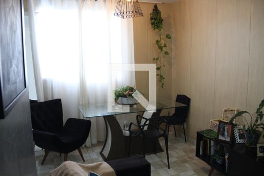 Sala de apartamento à venda com 3 quartos, 63m² em Diamante, Belo Horizonte