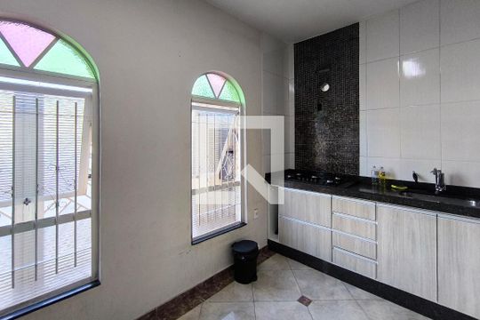Cozinha de casa à venda com 4 quartos, 300m² em Cidade Santos Dumont, Jundiaí