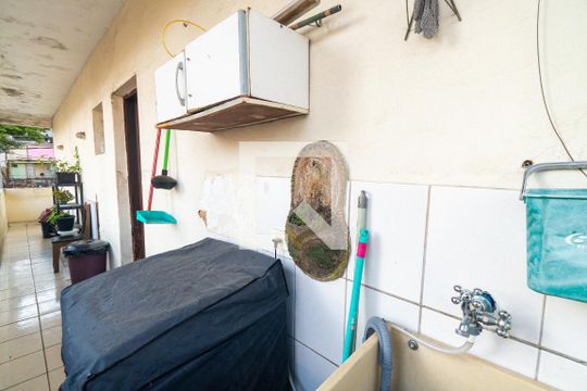 Lavanderia da casa 1 de casa à venda com 6 quartos, 330m² em Vila Monte Alegre, São Paulo