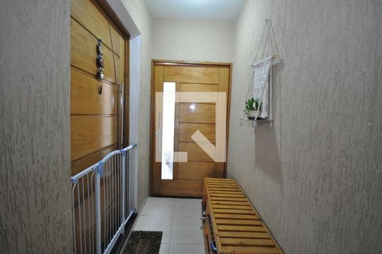Hall de entrada de casa à venda com 3 quartos, 150m² em Vila Constança, São Paulo