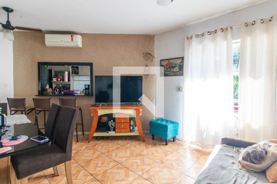 Sala de apartamento à venda com 1 quarto, 53m² em Santa Tereza, Porto Alegre