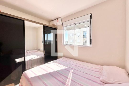 Quarto 1 de apartamento à venda com 2 quartos, 47m² em Santo Afonso, Novo Hamburgo