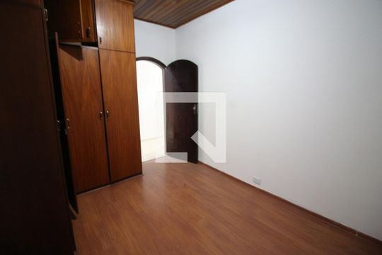 Quarto 2 de casa à venda com 2 quartos, 300m² em Centro, Osasco
