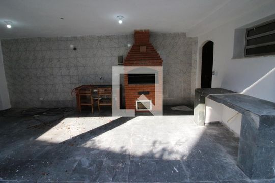 Churrasqueira de casa para alugar com 2 quartos, 300m² em Centro, Osasco