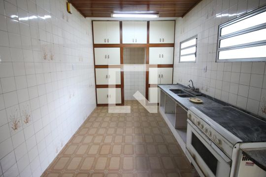 Cozinha de casa à venda com 2 quartos, 300m² em Centro, Osasco