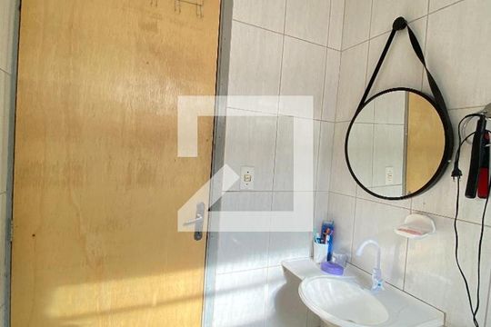 Banheiro de apartamento à venda com 2 quartos, 76m² em Macedo, Guarulhos