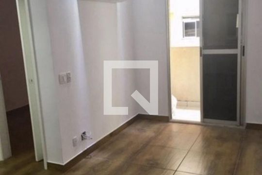 Corredor de apartamento à venda com 2 quartos, 52m² em Taquara, Rio de Janeiro