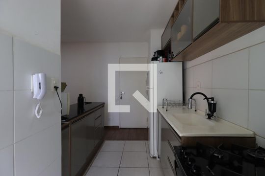 Cozinha de apartamento à venda com 3 quartos, 65m² em Utinga, Santo André