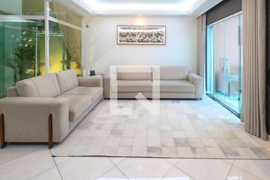Sala de casa à venda com 3 quartos, 382m² em Olímpico, São Caetano do Sul