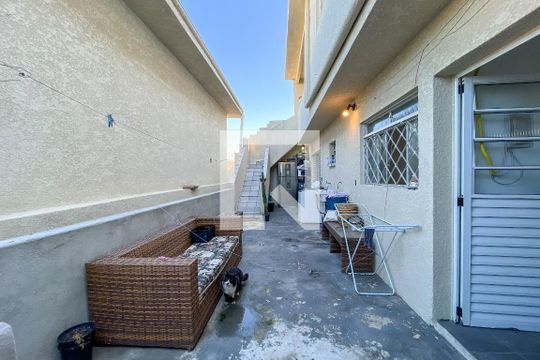 Quintal de casa à venda com 5 quartos, 270m² em Vila Arcadia, São Paulo
