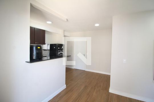 Casa à venda com 2 quartos, 43m² em Vila Guaca, São Paulo