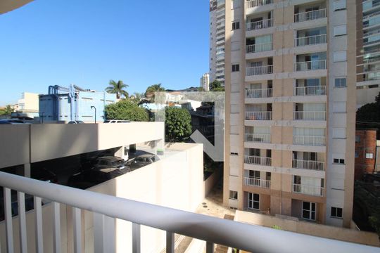 Varanda de casa à venda com 2 quartos, 43m² em Vila Guaca, São Paulo