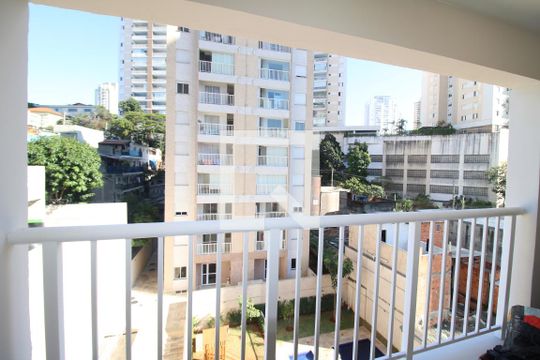 Varanda de casa à venda com 2 quartos, 43m² em Vila Guaca, São Paulo