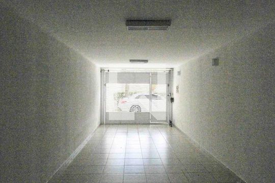Garagem de casa de condomínio à venda com 3 quartos, 164m² em Vila Ema, São Paulo