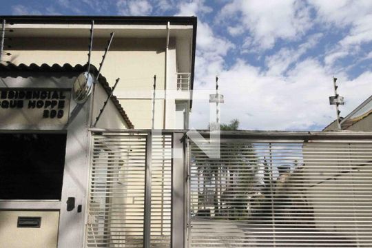 Fachada de casa de condomínio à venda com 3 quartos, 164m² em Vila Ema, São Paulo
