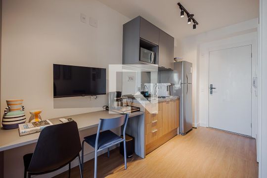Cozinha de kitnet/studio à venda com 1 quarto, 25m² em Cerqueira César, São Paulo