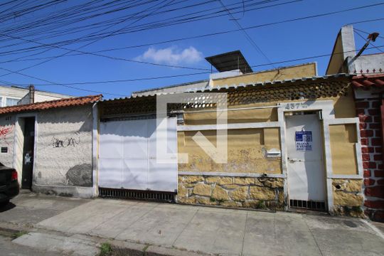 Fachada da casa de casa à venda com 2 quartos, 111m² em Brás de Pina, Rio de Janeiro