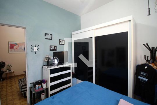 Quarto 1 de casa à venda com 2 quartos, 111m² em Brás de Pina, Rio de Janeiro
