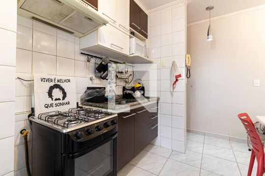 Cozinha de apartamento à venda com 2 quartos, 55m² em Jardim Bonifacio, São Paulo