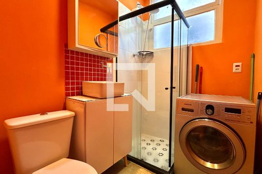 Banheiro de apartamento para alugar com 1 quarto, 20m² em Copacabana, Rio de Janeiro