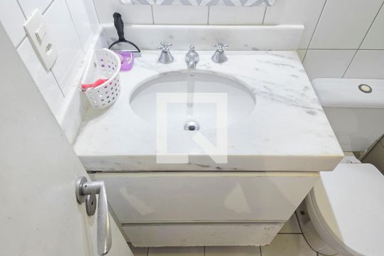 Banheiro da Suíte de apartamento para alugar com 3 quartos, 176m² em Parque Residencial Aquarius, São José dos Campos