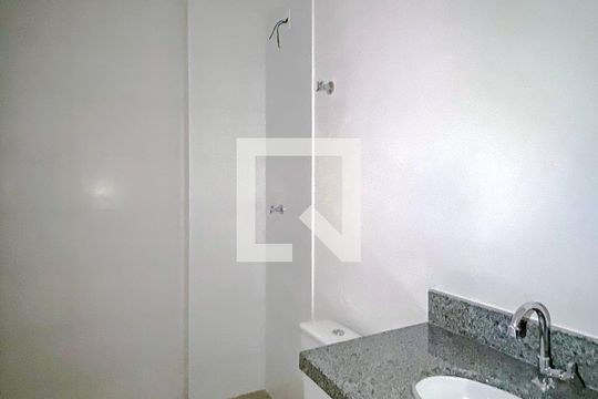 Banheiro de kitnet/studio à venda com 1 quarto, 49m² em Quarta Parada, São Paulo