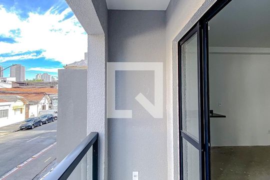 Varanda de kitnet/studio para alugar com 1 quarto, 45m² em Quarta Parada, São Paulo