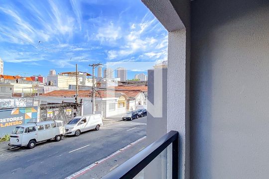 Varanda de kitnet/studio para alugar com 1 quarto, 45m² em Quarta Parada, São Paulo
