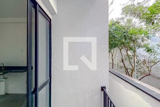 Varanda da Sala de kitnet/studio para alugar com 1 quarto, 41m² em Quarta Parada, São Paulo