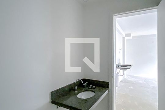 Banheiro de kitnet/studio à venda com 1 quarto, 44m² em Quarta Parada, São Paulo