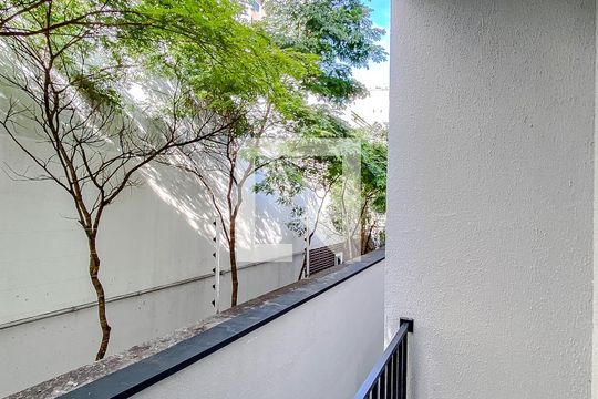 Varanda de kitnet/studio para alugar com 1 quarto, 44m² em Quarta Parada, São Paulo