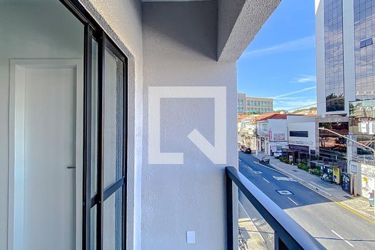 Varanda de kitnet/studio para alugar com 1 quarto, 45m² em Quarta Parada, São Paulo