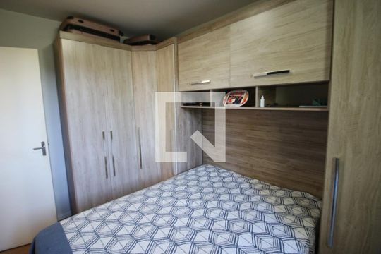 Quarto 1 de apartamento para alugar com 2 quartos, 55m² em Padroeira, Osasco