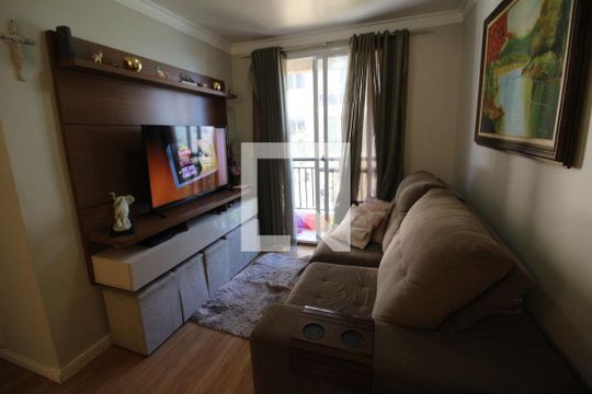 Sala de apartamento para alugar com 2 quartos, 55m² em Padroeira, Osasco