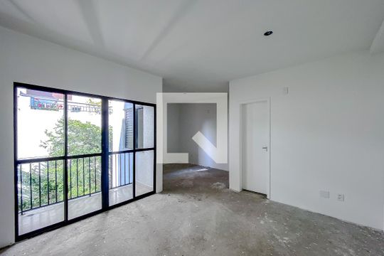 Sala de kitnet/studio para alugar com 1 quarto, 41m² em Quarta Parada, São Paulo